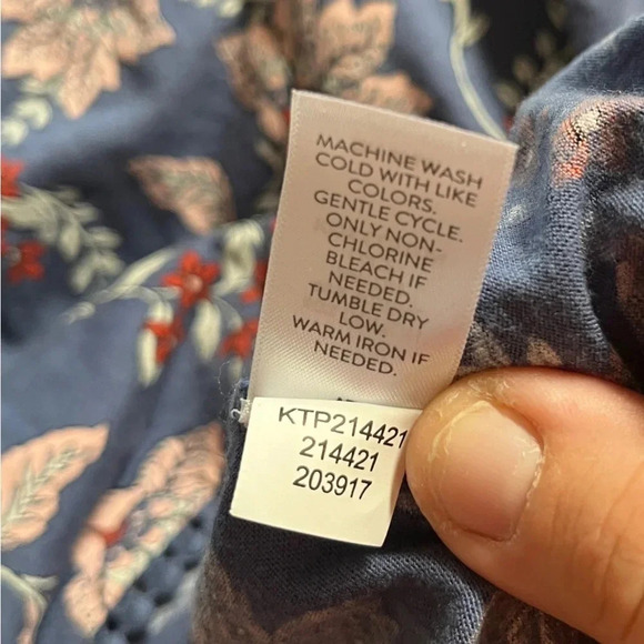 J. Jill Sz M Modal Denim Blue Floral Long Sleeve Tunic Blouse Trim Casual Vneck - Picture 6 of 10